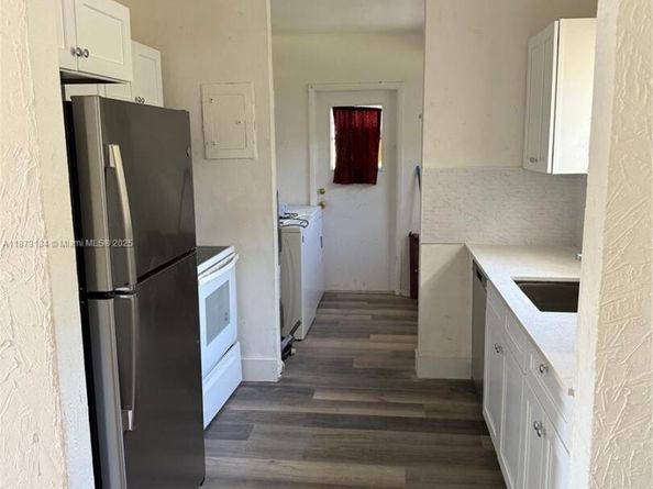 3471 NW 1st Ct, Lauderhill FL 33311