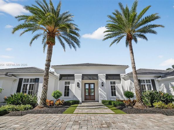 642 Hermitage Cir, Palm Beach Gardens FL 33410