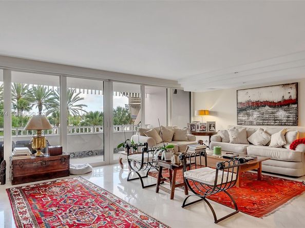 3 Grove Isle Dr C208, Miami FL 33133