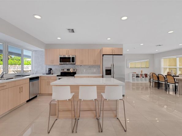 3500 N Park Rd, Hollywood FL 33021