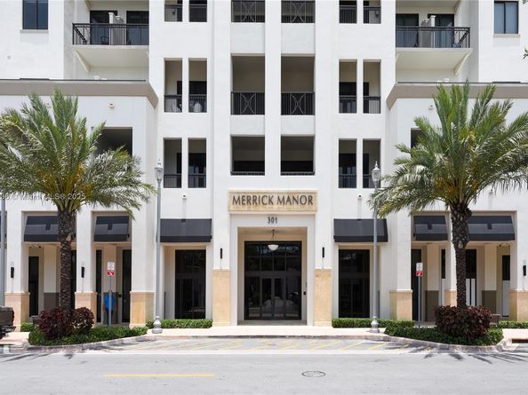 301 Altara Ave 619, Coral Gables FL 33146