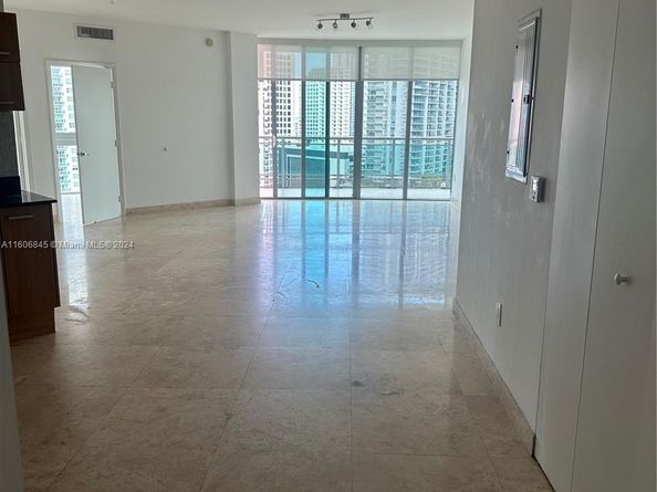 350 S Miami Ave 2302, Miami FL 33130