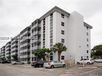 16950 W Dixie Hwy A230 Hwy