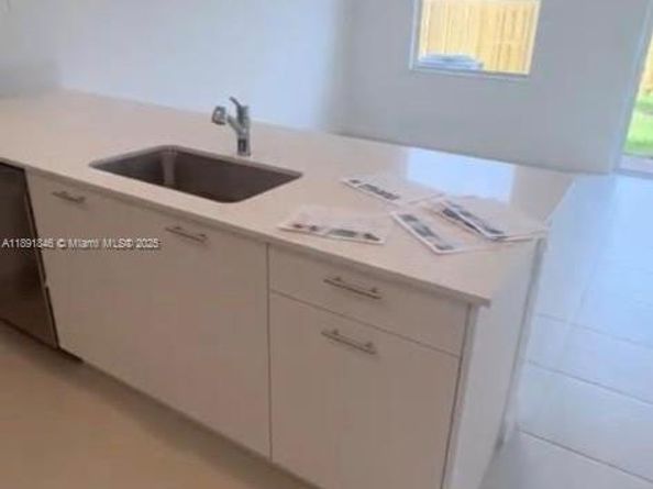 12147 NW 23rd Ct, Miami FL 33167