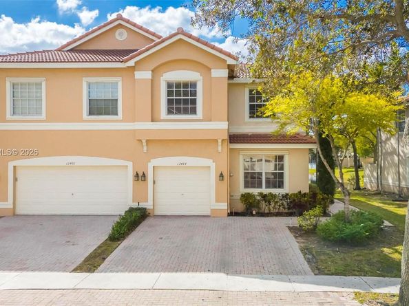 12464 SW 42nd St, Miramar FL 33027