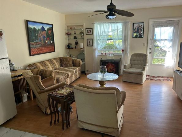 15610 NE 6th Ave 8C, Miami FL 33162