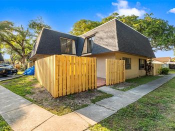 14201 SW 94th Cir Ln