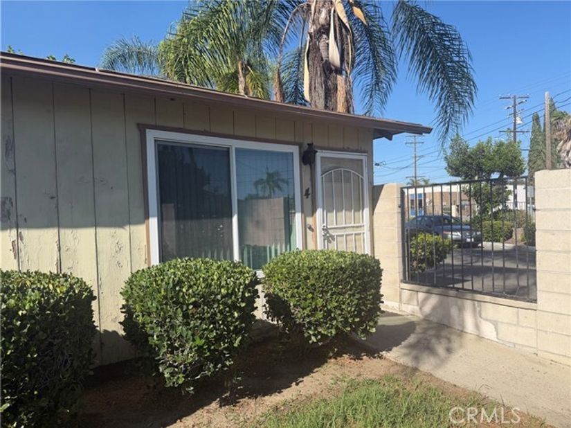 1602 N King A4, Santa Ana CA 92706