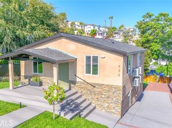 928 N Eastman