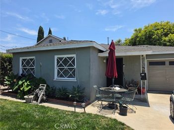 1020 W 220th