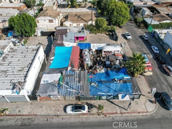 5718 S Western Avenue, Los Angeles CA 90062