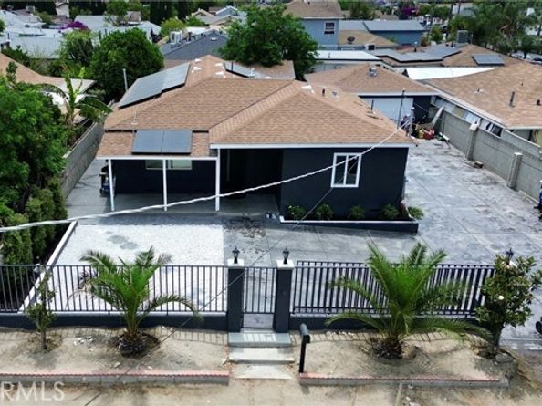 11068 Penrose, Sun Valley (los Angeles) CA 91352