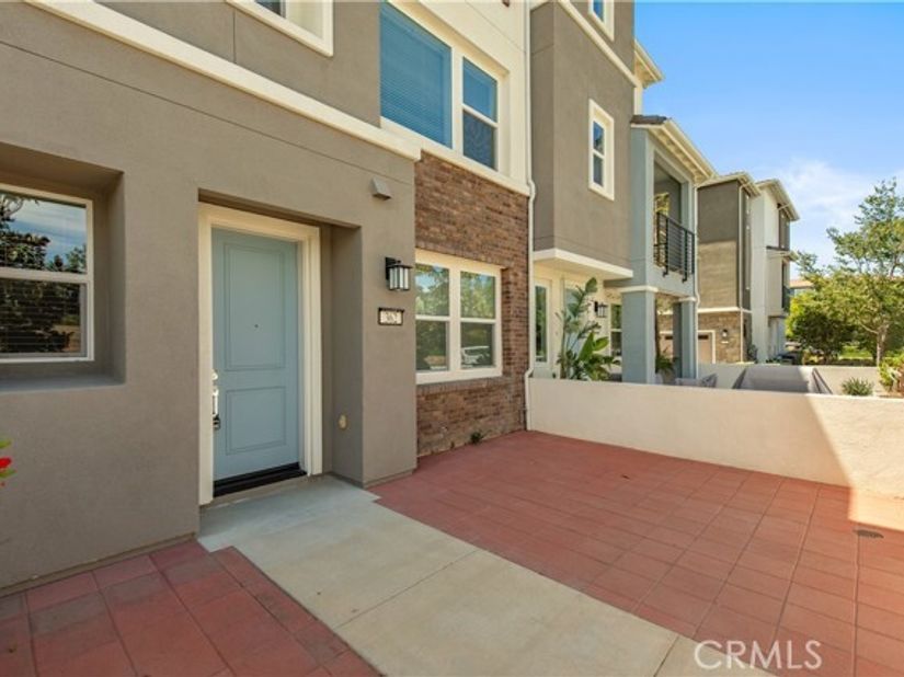 362 Bellver, Lake Forest (el Toro) CA 92630