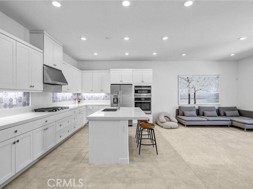 143 Baluster, Irvine CA 92618