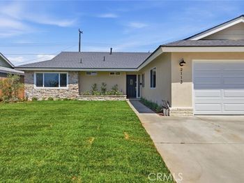 2113 S Forest