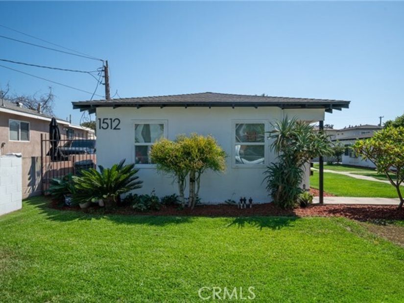 1512 W 5th, Santa Ana CA 92703
