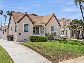 5513 S Mullen