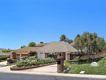 5603 E Crest De Ville