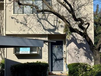 Undisclosed Address #41111976