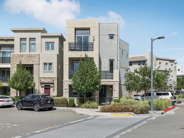 5761 Huntley, Dublin CA 94568