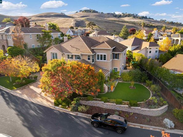 995 Rosehedge Ct, Concord CA 94521