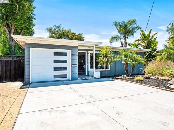 20089 Emerald Ct, Castro Valley CA 94546