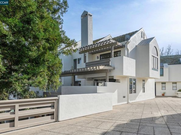 68 Mozden Ln, Pleasant Hill CA 94523