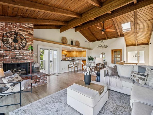 471 Ridgeview Dr, Pleasant Hill CA 94523