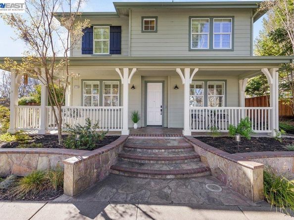 2410 Robinson Cir, Livermore CA 94550