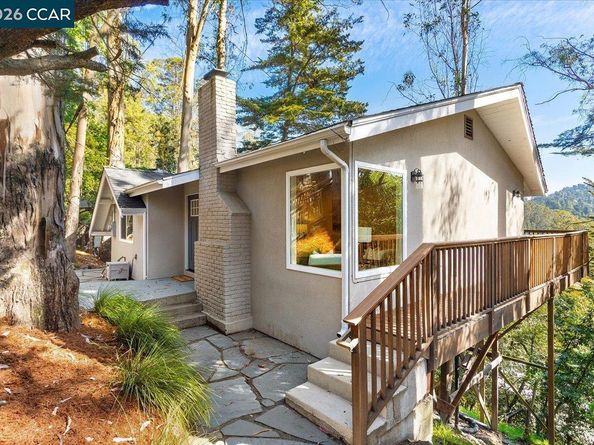 5924 Balboa Dr, Oakland CA 94611