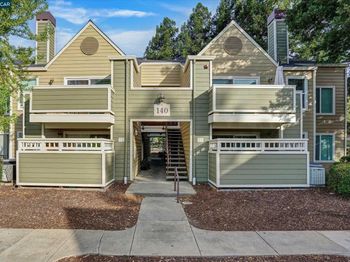 140 Reflections Dr