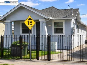 1614 72Nd Ave