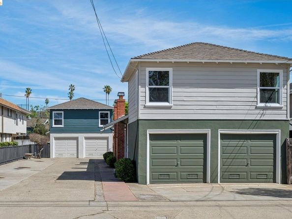 3241 Briggs Ave, Alameda CA 94501
