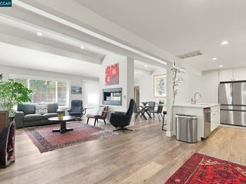 860 Bali Ct