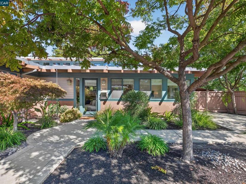 3402 Hall Ln, Lafayette CA 94549