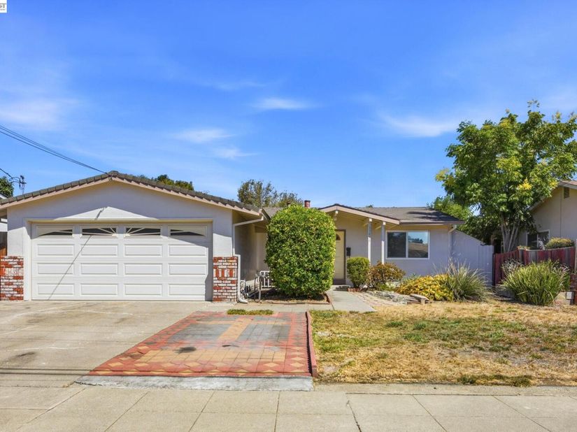 33438 University Dr, Union City CA 94587