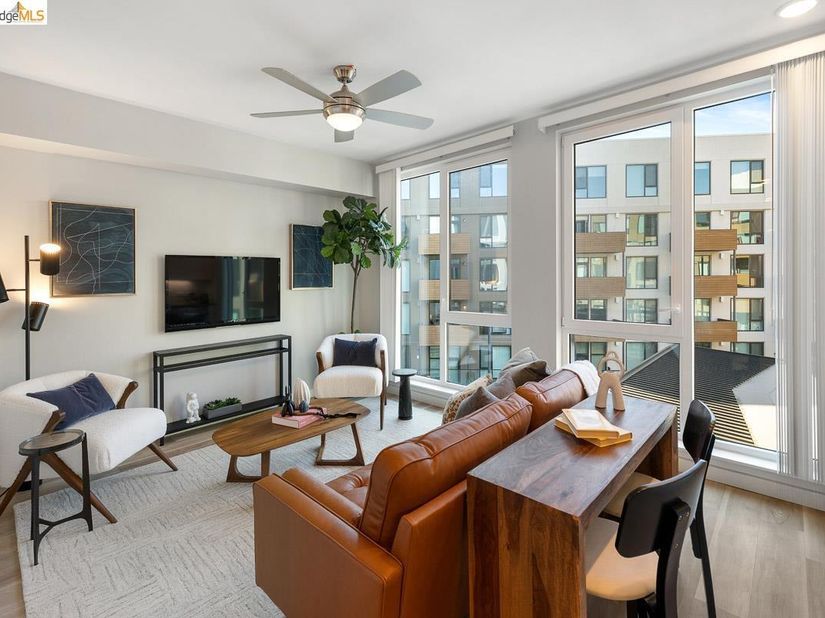 260 Brooklyn Basin Way 437, Oakland CA 94606