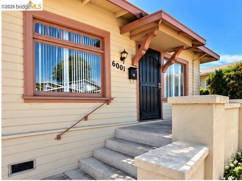 6001 Holway St, Oakland CA 94621