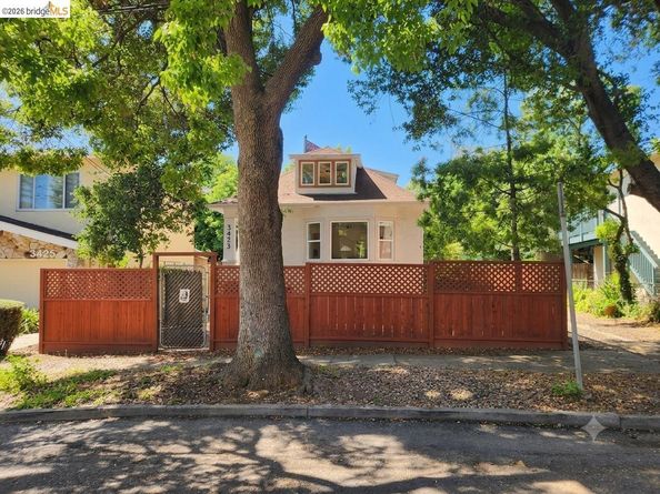 3431 Wilson Ave, Oakland CA 94602