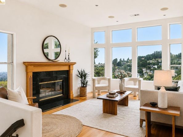 35 Bay Forest Ct, Oakland CA 94611