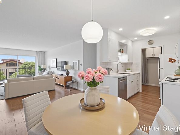 2 Panoramic Way 105, Berkeley CA 94704