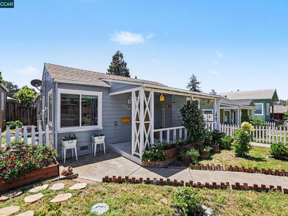 2214 Pacheco Blvd, Martinez CA 94553
