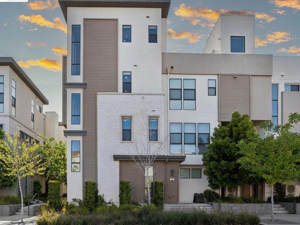 2940 Sanor Pl 105, Santa Clara CA 95051
