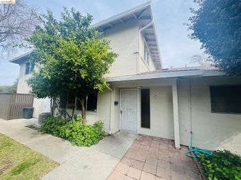 1459 Del Rio Cir