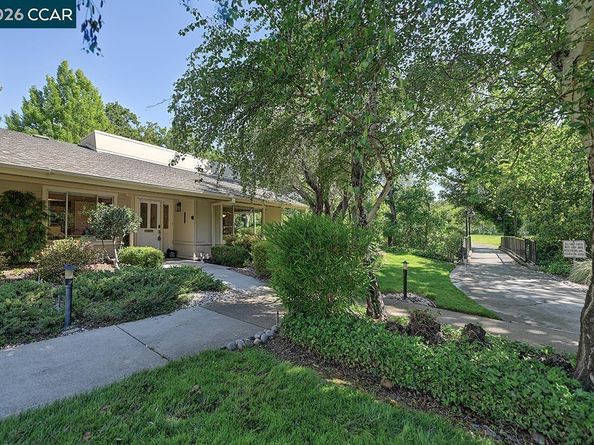 2152 Tice Creek Dr. 4, Walnut Creek CA 94595