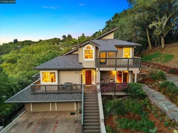 4105 Coralee Ln