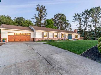 73 Pine Hill Dr