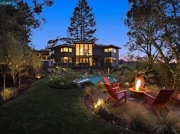 32 Los Dedos Road, Orinda CA 94563