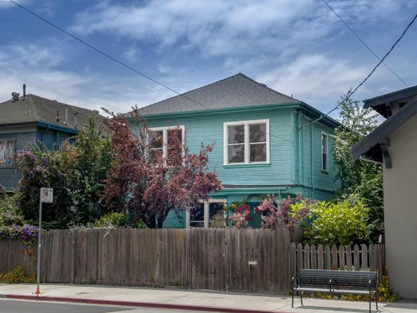 3202 Shattuck Ave, Berkeley CA 94705