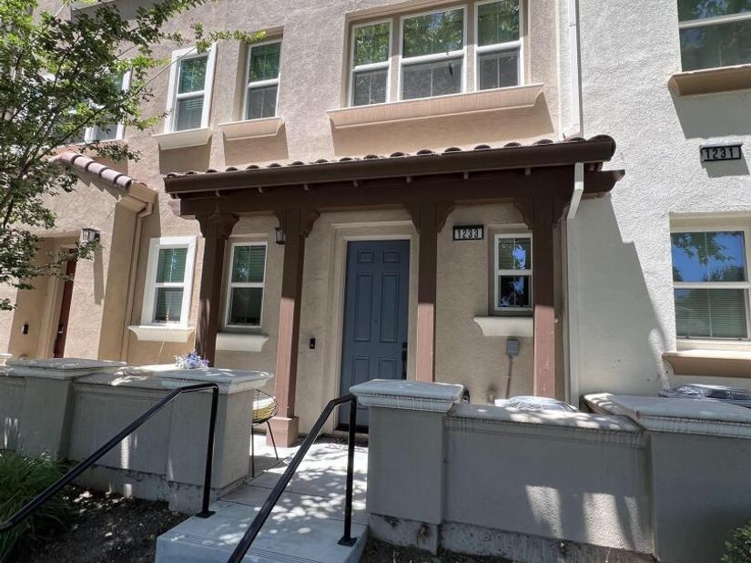 1233 Merry Loop, Milpitas CA 95035